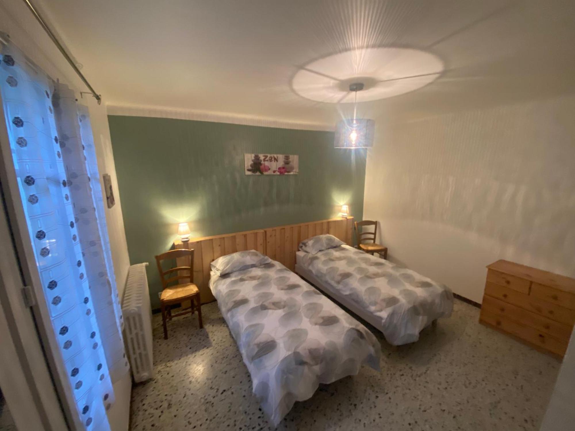 La Roseraie Bonnieux Exteriör bild